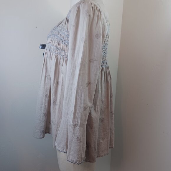 Odd Molly Top Gray Embroidered Boho Peasant Style Cotton Blouse Size Small - Picture 7 of 11